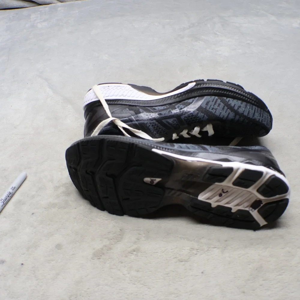 Asics no box